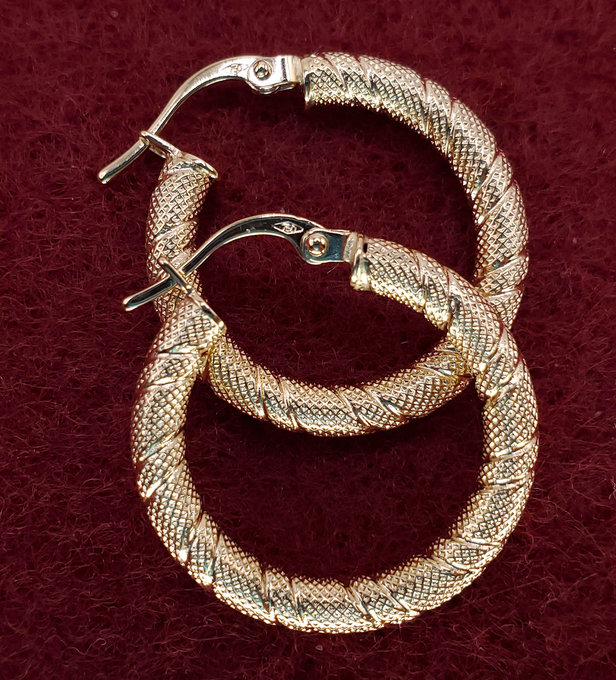 18K Yellow Gold 22mm Dia. Textured Hoop Earrings