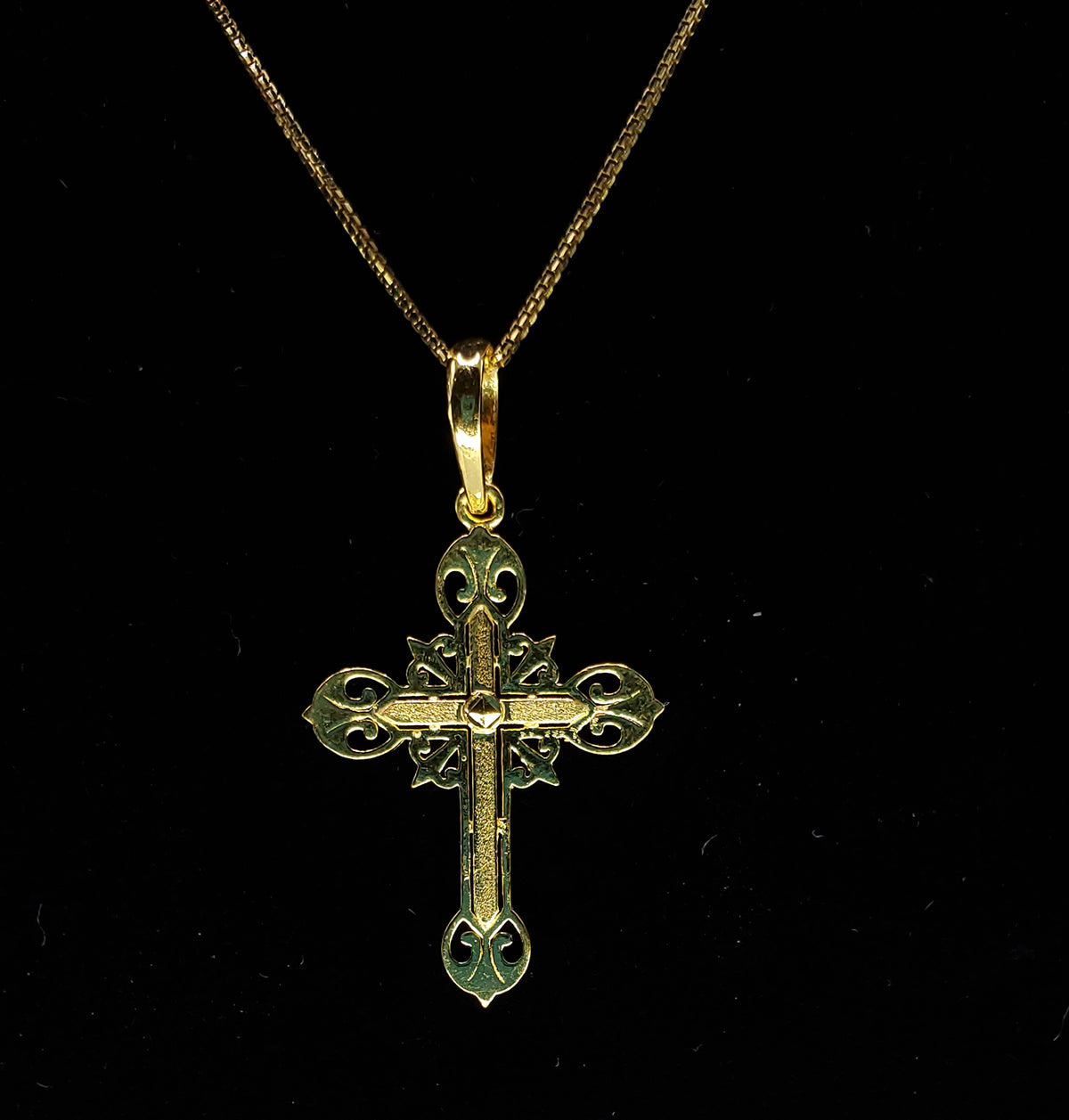 22 karat deals gold cross pendant