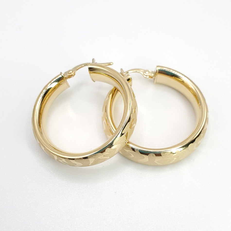 18K Yellow Gold 26.5mm Dia. Hoop Earring